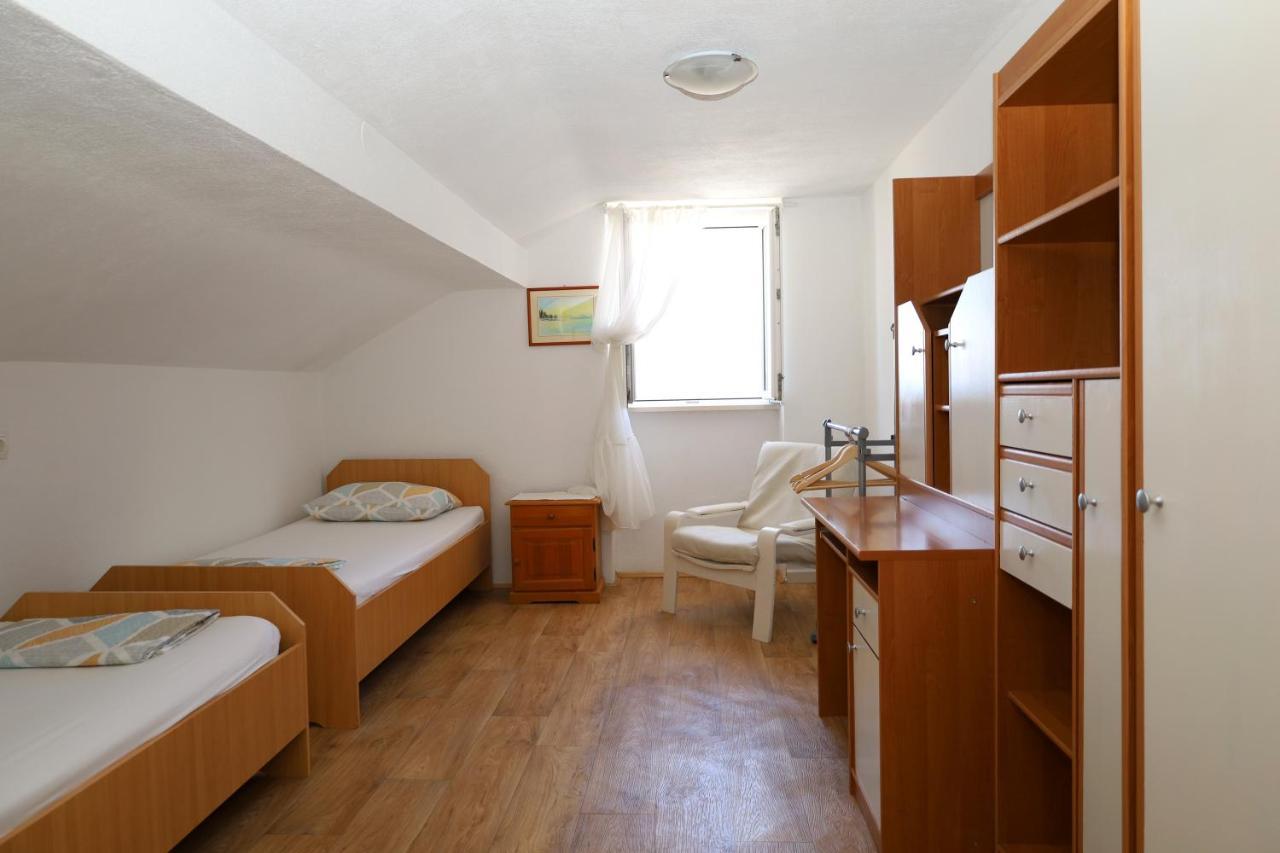 Apartman Dajana Supetar Luaran gambar
