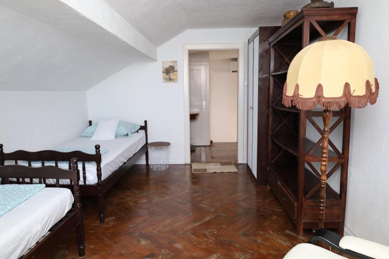 Apartman Dajana Supetar Luaran gambar