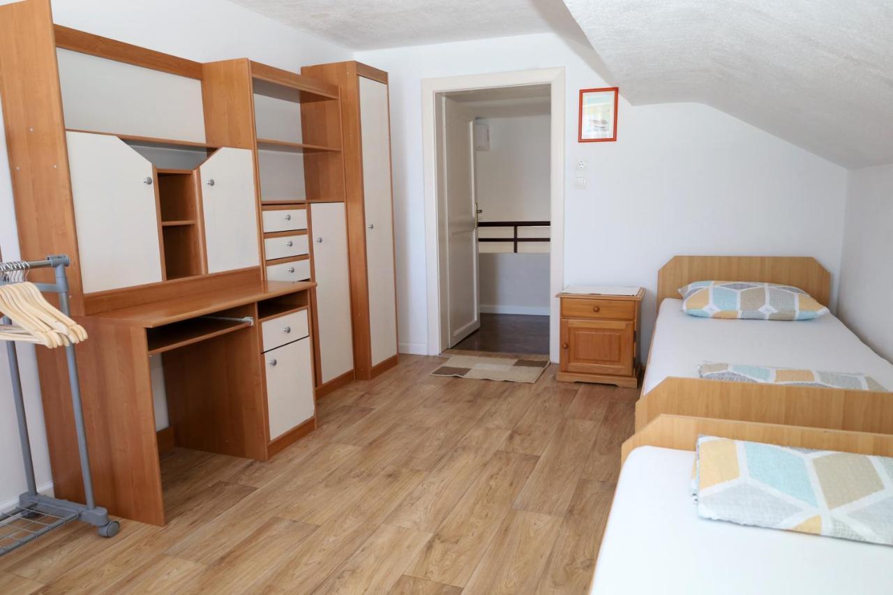 Apartman Dajana Supetar Luaran gambar